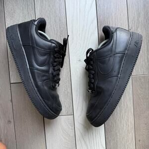 Black nike air force 1